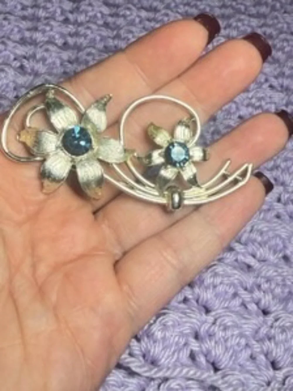 Vintage Blue Rhinestone Floral Brooch Silver Tone Flower Spray Pin 3 inches